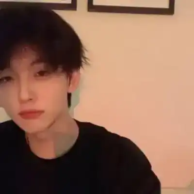 罗冰平